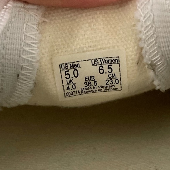 Checkered vans - Picture 3 of 3